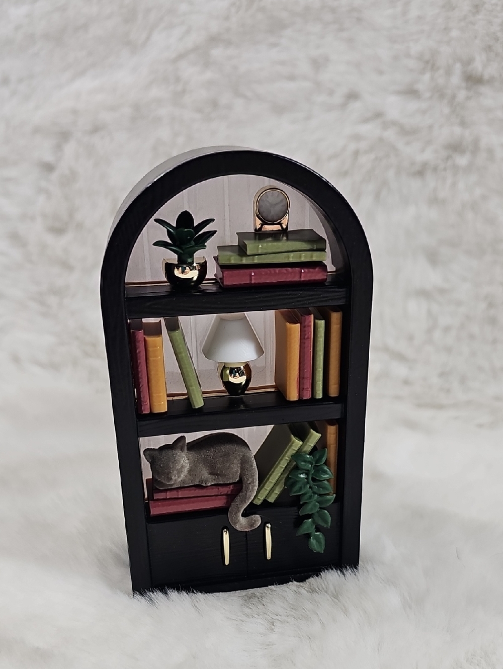 Bath & Body Works Bookshelf Plants, Cat Night light WallFlower Plug-in Light